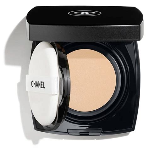 ULTRA LE TEINT LONGWEAR TOUCH FOUNDATION .